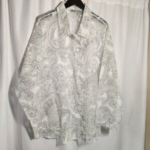 Units Woman Sheer Jacket-like Top with a Floral pattern in Black/White 3X